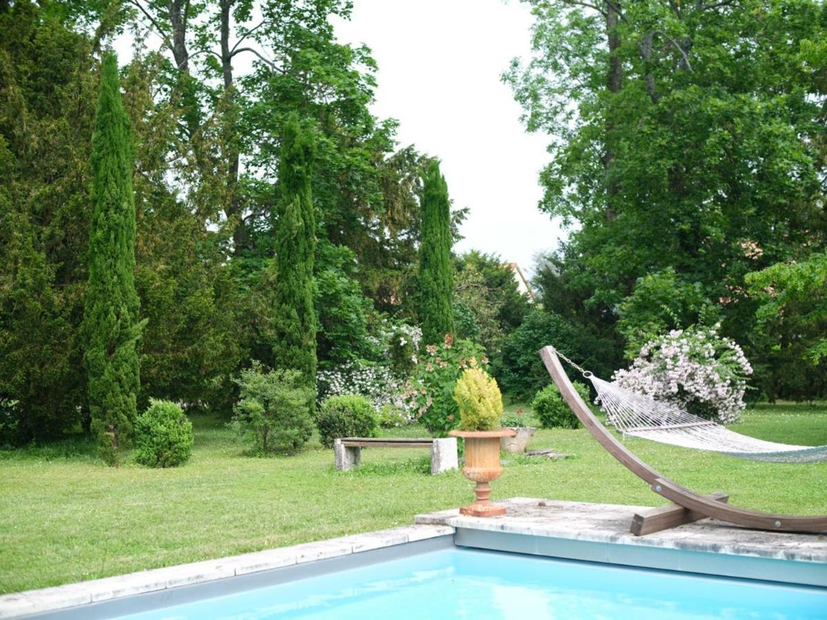 ジヴリ Cote Park Bed & Breakfast エクステリア 写真