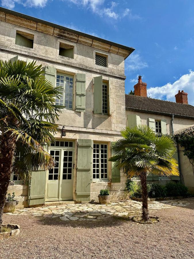 ジヴリ Cote Park Bed & Breakfast エクステリア 写真
