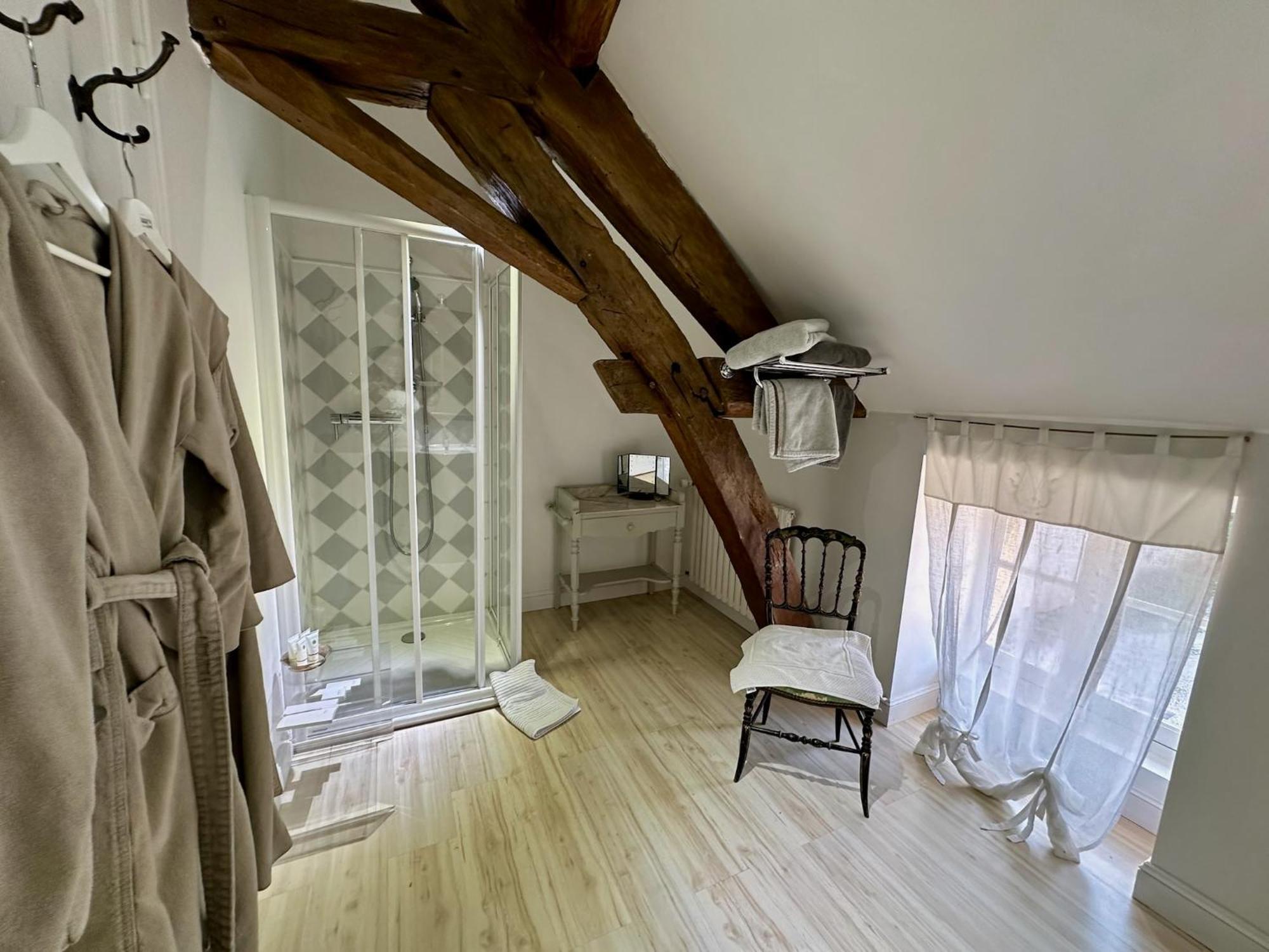 ジヴリ Cote Park Bed & Breakfast エクステリア 写真