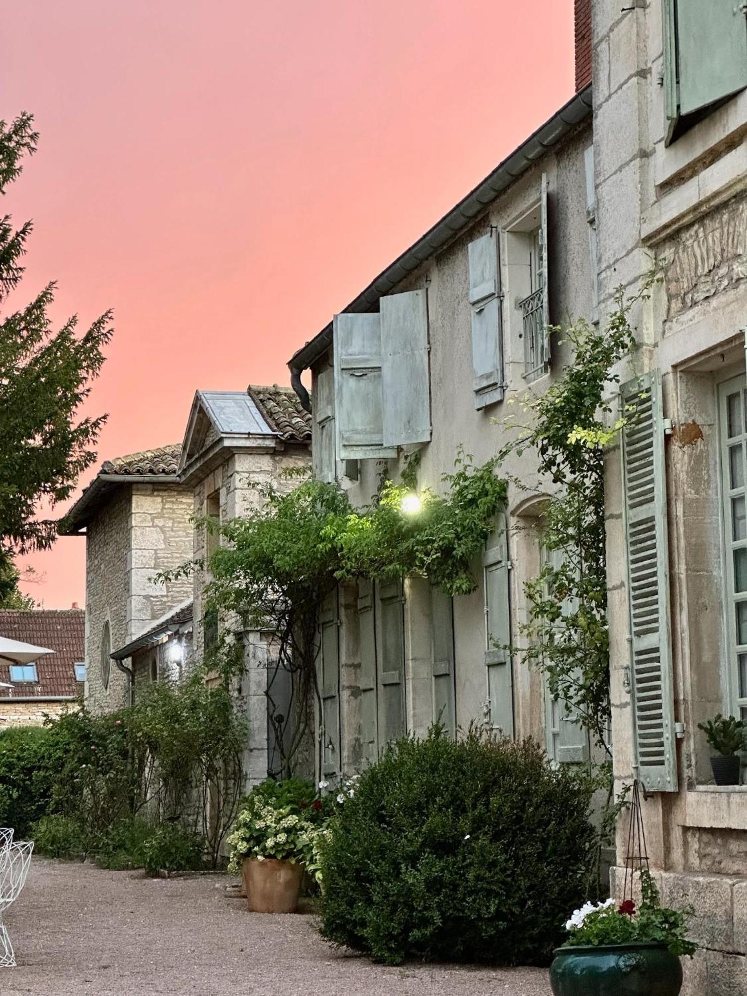 ジヴリ Cote Park Bed & Breakfast エクステリア 写真