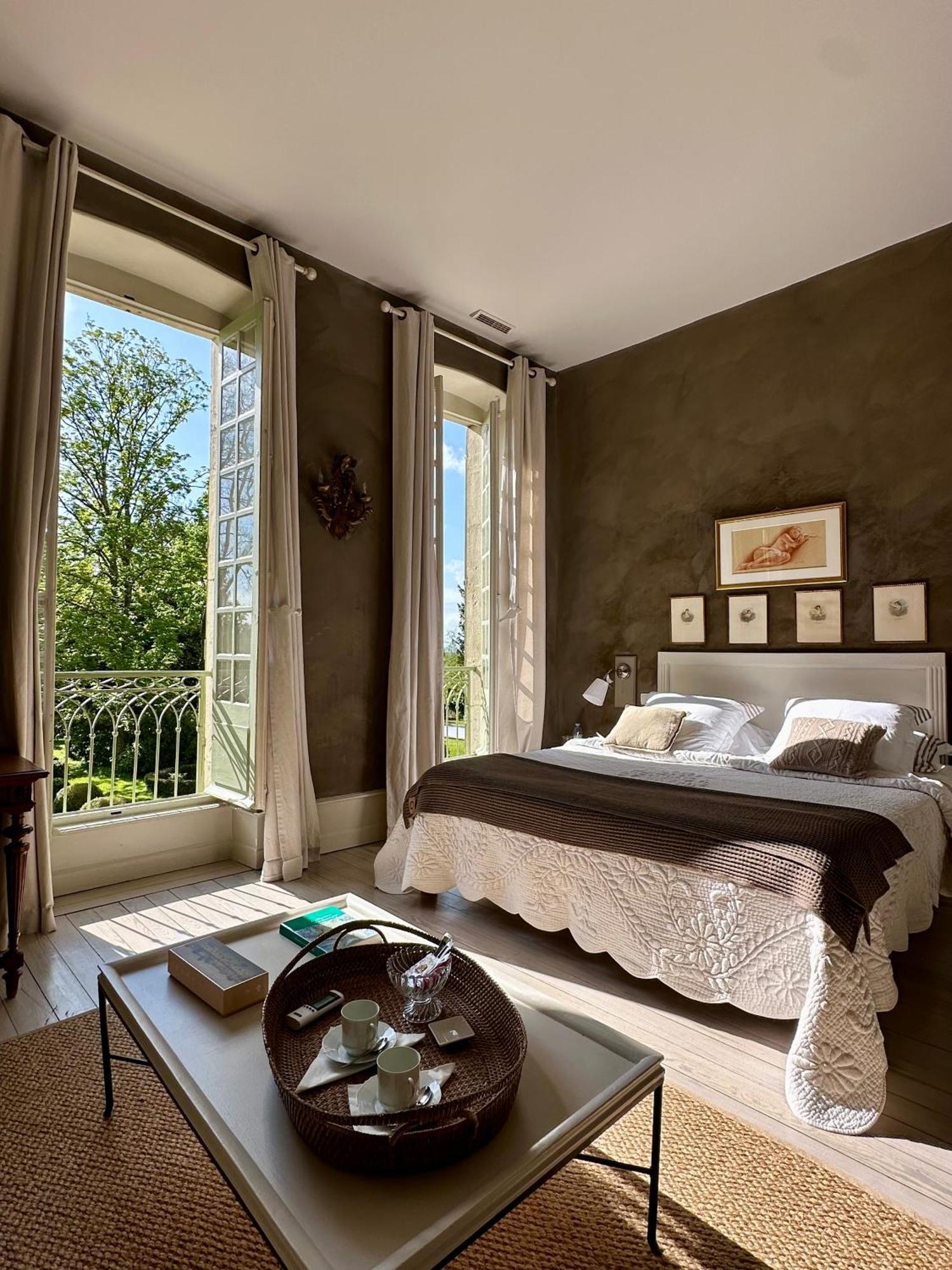 ジヴリ Cote Park Bed & Breakfast エクステリア 写真
